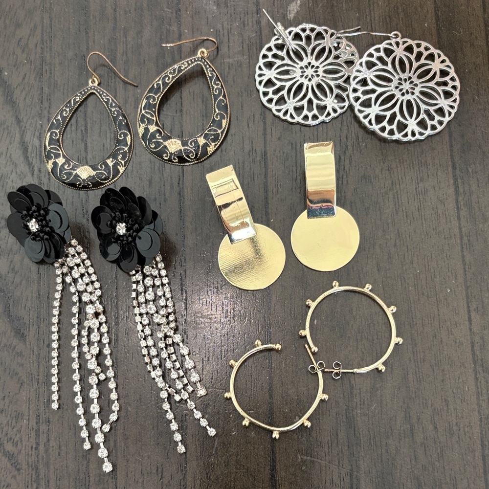 Chic Gold and Silver Earring Collection Pre Owned